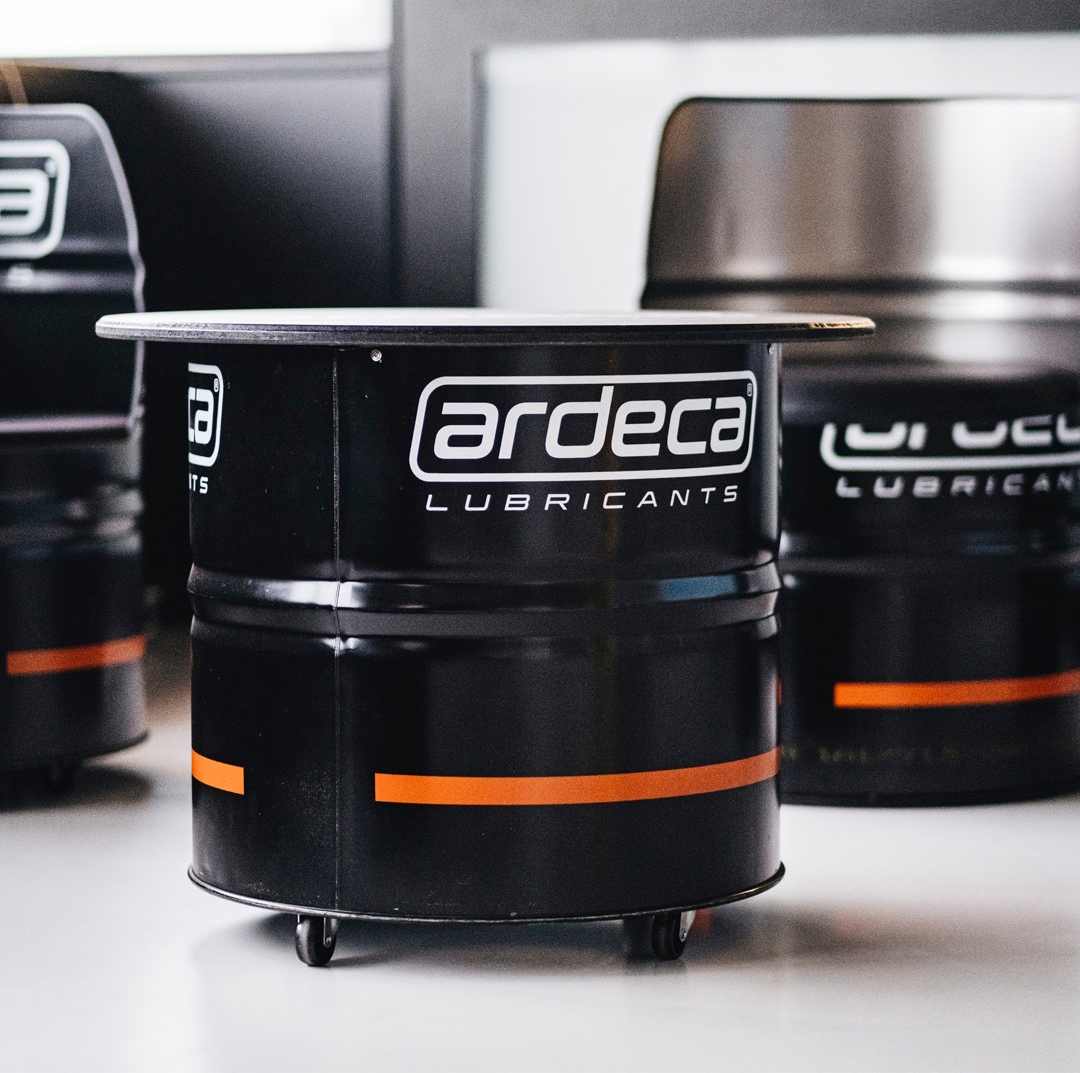 Ardeca Lubricants Is Een Merk Van Vroman